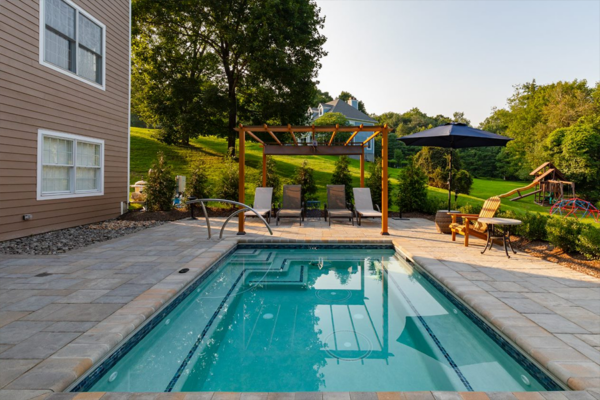 Custom plunge pool at the backyard